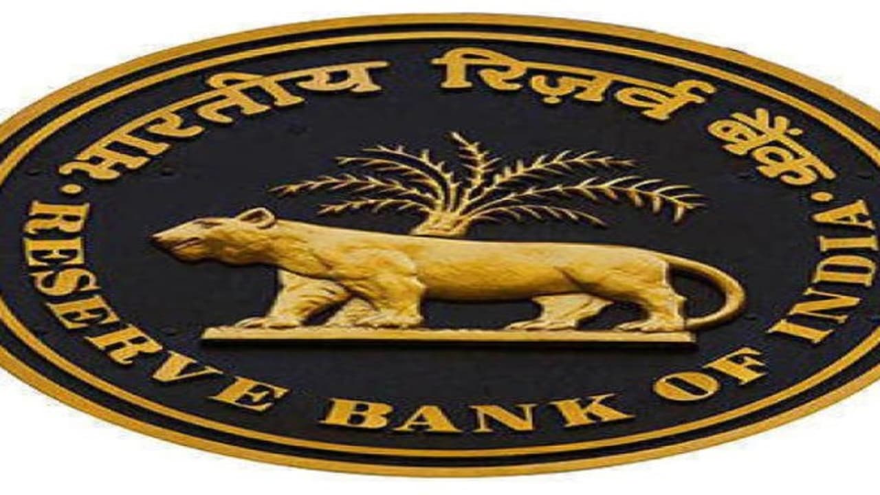 ಸಿಹಿ ಸುದ್ದಿ: ಗೃಹ ಸಾಲದ ಮೇಲಿನ ಬಡ್ಡಿ ಅಗ್ಗ ಸಿಹಿ ಸುದ್ದಿ: ಗೃಹ ಸಾಲದ ಮೇಲಿನ ಬಡ್ಡಿ ಅಗ್ಗ