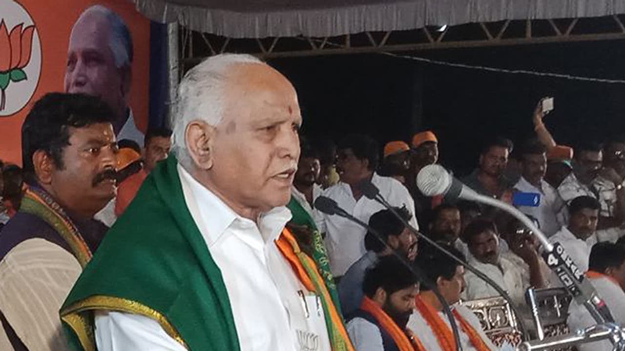 ಅತೃಪ್ತರೊಂದಿಗೆ ಸೇರಿ ಅಧಿಕಾರಕ್ಕೆ ಬರುತ್ತಾ ಬಿಜೆಪಿ..? ಅತೃಪ್ತರೊಂದಿಗೆ ಸೇರಿ ಅಧಿಕಾರಕ್ಕೆ ಬರುತ್ತಾ ಬಿಜೆಪಿ..?