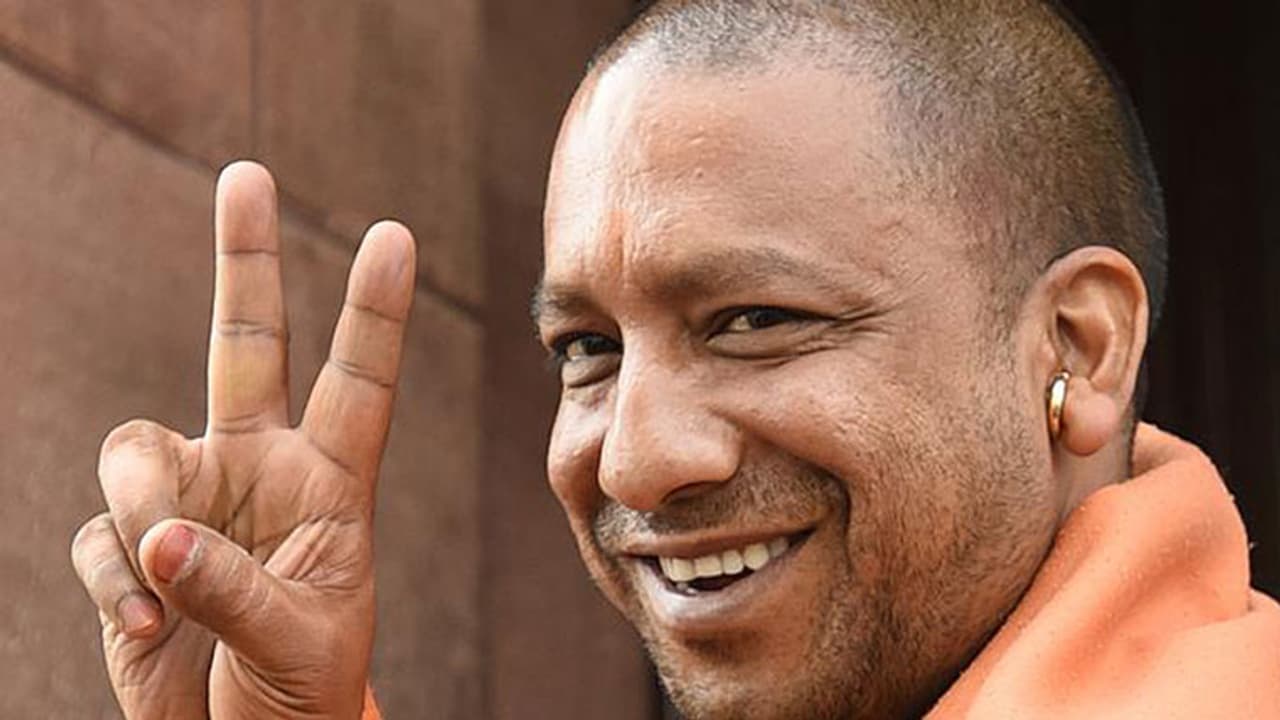 ಉತ್ತಮ ವಿದ್ಯುತ್ ಸರಬರಾಜಿಗೆ ಯೋಗಿ ಆದಿತ್ಯನಾಥ್ ಮಾಸ್ಟರ್'ಪ್ಲಾನ್ ಉತ್ತಮ ವಿದ್ಯುತ್ ಸರಬರಾಜಿಗೆ ಯೋಗಿ ಆದಿತ್ಯನಾಥ್ ಮಾಸ್ಟರ್'ಪ್ಲಾನ್