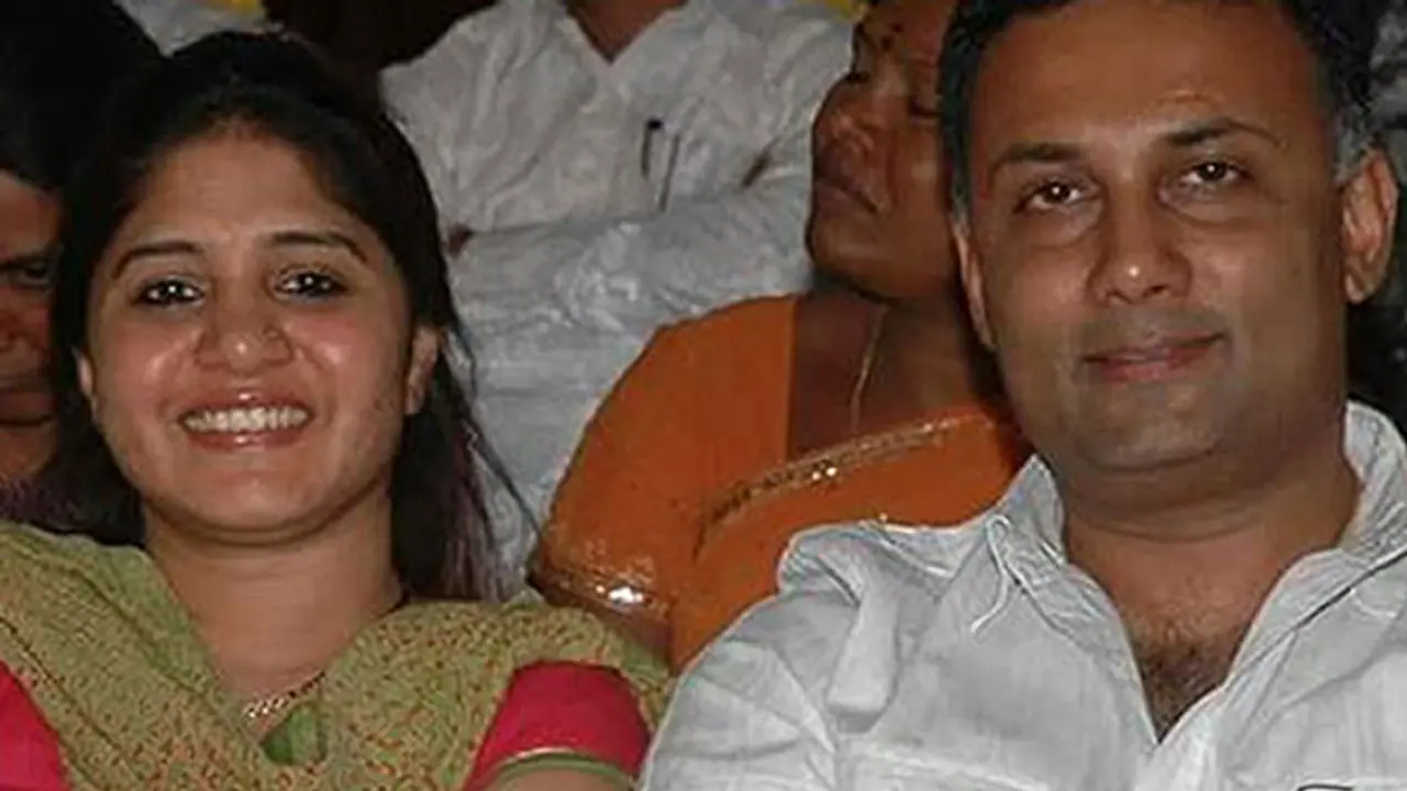 Will Dinesh Gundu Rao couple's reply stop Shobha from making personal comments? Will Dinesh Gundu Rao couple's reply stop Shobha from making personal comments?