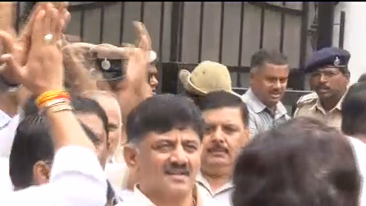 Minister DK Shivakumar seeks two days' time to face IT grill