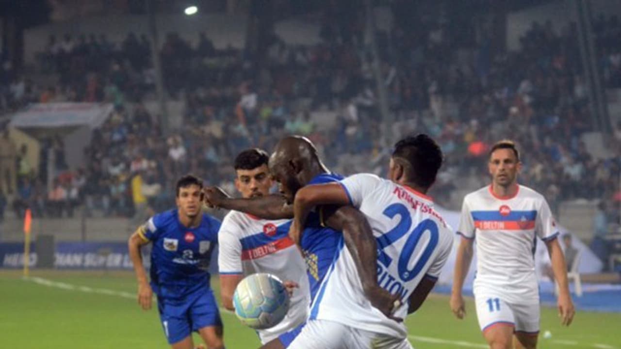 ಬೆಂಗಳೂರು ಎಫ್'ಸಿಗೆ ಸೋಲಿನ ರುಚಿ ತೋರಿಸಿದ ಗೋವಾ ಬೆಂಗಳೂರು ಎಫ್'ಸಿಗೆ ಸೋಲಿನ ರುಚಿ ತೋರಿಸಿದ ಗೋವಾ