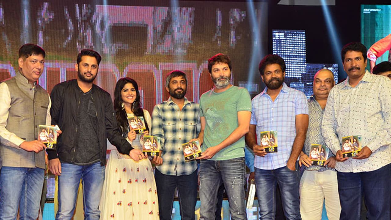 లై` సినిమా 14 రీల్స్ బ్యానర్ గౌరవాన్ని పెంచుతుంది త్రివిక్రమ్ లై` సినిమా 14 రీల్స్ బ్యానర్ గౌరవాన్ని పెంచుతుంది త్రివిక్రమ్