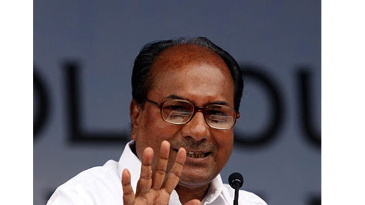 പുതിയ നേതൃനിരയില് രാഹുൽ ഗാന്ധിക്ക് നല്ല പ്രതീക്ഷയെന്ന് എ.കെ ആന്റണി പുതിയ നേതൃനിരയില് രാഹുൽ ഗാന്ധിക്ക് നല്ല പ്രതീക്ഷയെന്ന് എ.കെ ആന്റണി