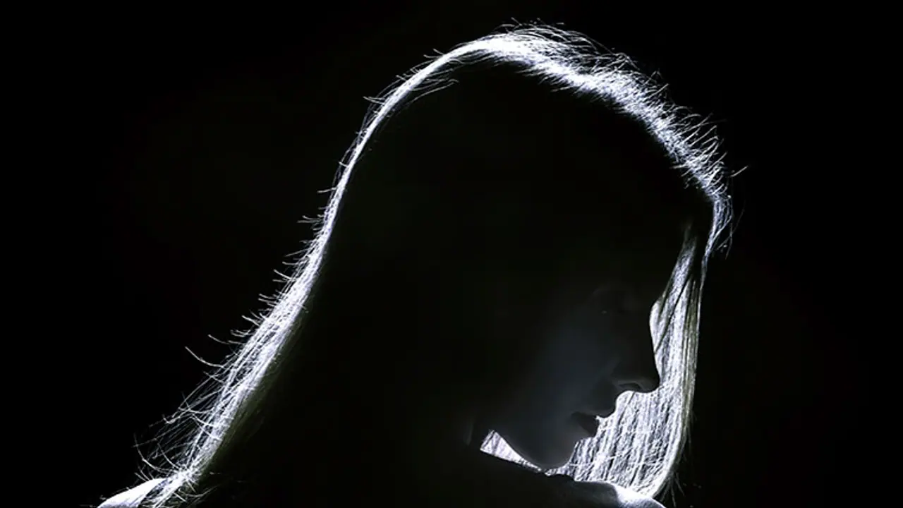 "ഞാന് എന്റെ മാറിടത്തെ സ്നേഹിക്കുന്നു, അവയെ നിങ്ങള് ഇഷ്ടമുള്ളത് വിളിച്ചോളു" വിമര്ശകര്ക്ക് മറുപടിയുമായി ടിവി അവതാരക "ഞാന് എന്റെ മാറിടത്തെ സ്നേഹിക്കുന്നു, അവയെ നിങ്ങള് ഇഷ്ടമുള്ളത് വിളിച്ചോളു" വിമര്ശകര്ക്ക് മറുപടിയുമായി ടിവി അവതാരക