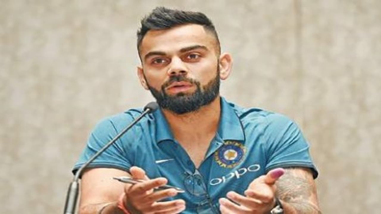 இந்திய வீரர்கள் கழுத்தில் கத்தி வைக்கப்பட்டுள்ளது என்கிறார் வீராட் கோலி… இந்திய வீரர்கள் கழுத்தில் கத்தி வைக்கப்பட்டுள்ளது என்கிறார் வீராட் கோலி…