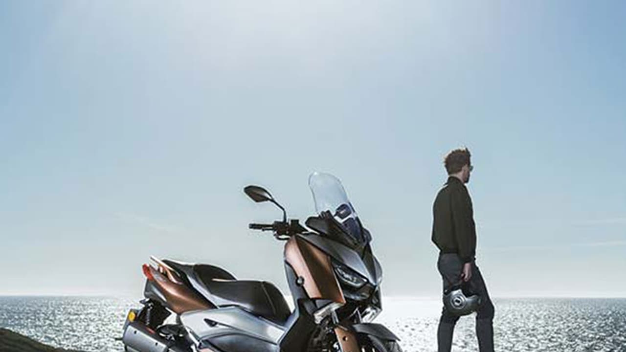 വരുന്നൂ, വേറിട്ട സ്‍കൂട്ടര്‍ മുഖം; യമഹ എന്‍മാക്സ്