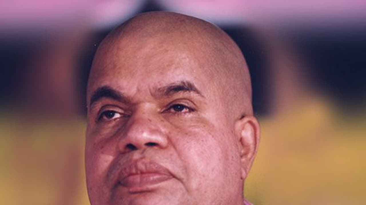 സ്വാമി ശാശ്വതീകാനന്ദയുടെ മരണം; നിര്ണായക ഉത്തരവ്, തുടരന്വേഷണം ആവശ്യമില്ലെന്ന് ഹൈക്കോടതി സ്വാമി ശാശ്വതീകാനന്ദയുടെ മരണം; നിര്ണായക ഉത്തരവ്, തുടരന്വേഷണം ആവശ്യമില്ലെന്ന് ഹൈക്കോടതി