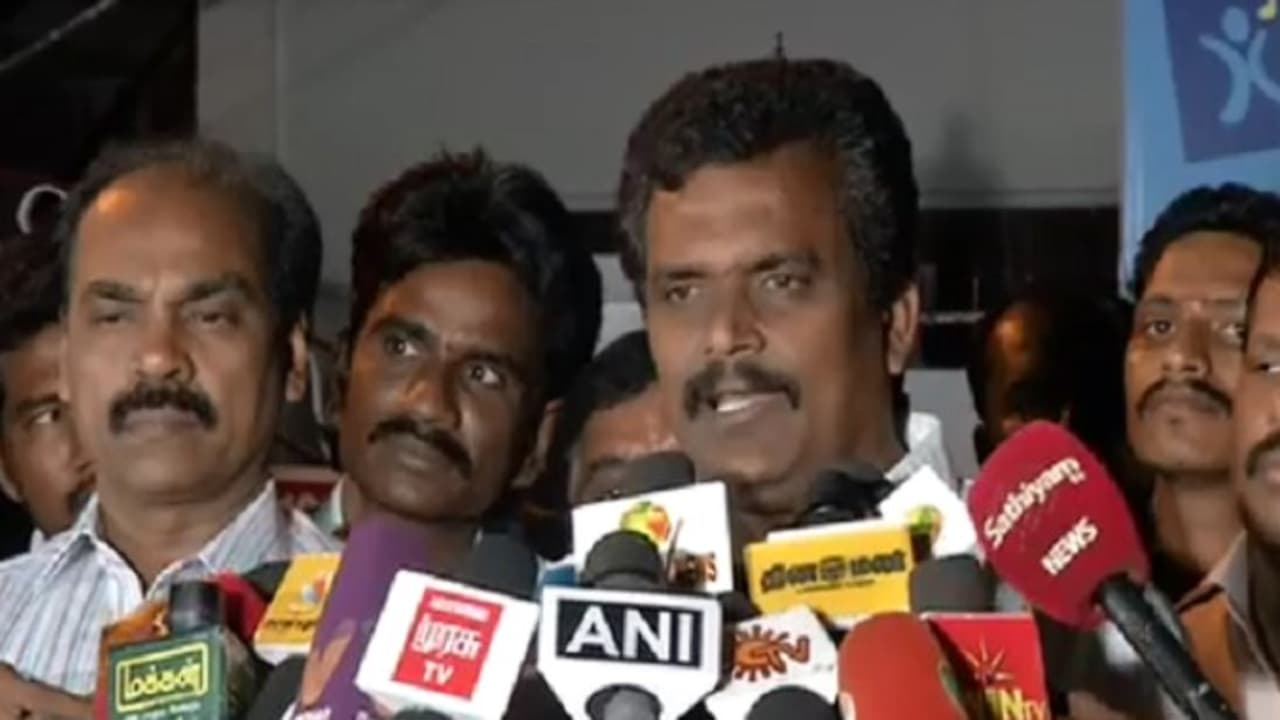 "அம்மா மேல சத்தியமா எங்களுக்கு ஒரு உண்மை தெரிஞ்சாகனும்..." மோடியை வம்புக்கு இழுத்த தங்க தமிழ்ச்செல்வன் "அம்மா மேல சத்தியமா எங்களுக்கு ஒரு உண்மை தெரிஞ்சாகனும்..." மோடியை வம்புக்கு இழுத்த தங்க தமிழ்ச்செல்வன்