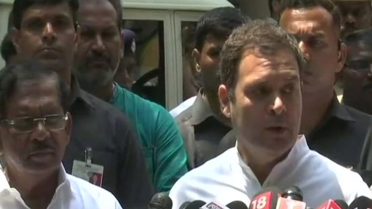 அடுத்த ஆண்டு நான் இப்படி ஆவேன்னு முதன் முதலா சொன்ன ராகுல் காந்தி… என்ன சொன்னார் தெரியுமா ? அடுத்த ஆண்டு நான் இப்படி ஆவேன்னு முதன் முதலா சொன்ன ராகுல் காந்தி… என்ன சொன்னார் தெரியுமா ?