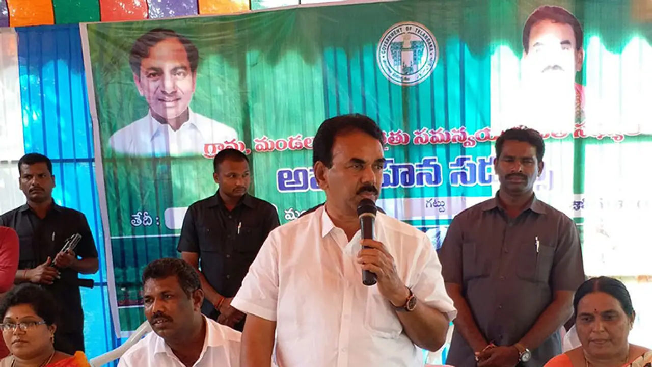 టీఆర్ఎస్‌లో వుండేది లేనిది కాలం చేతుల్లోనే : జూపల్లి కృష్ణారావు సంచలన వ్యాఖ్యలు