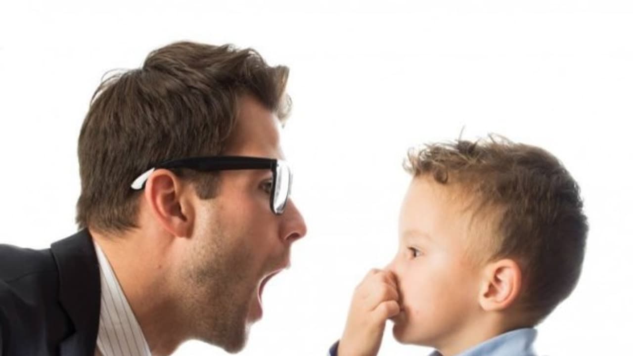 கடுமையான வாய்துர்நாற்றத்திற்கு உங்களின் இந்த பழக்கங்கள்தான் காரணம்... கடுமையான வாய்துர்நாற்றத்திற்கு உங்களின் இந்த பழக்கங்கள்தான் காரணம்...