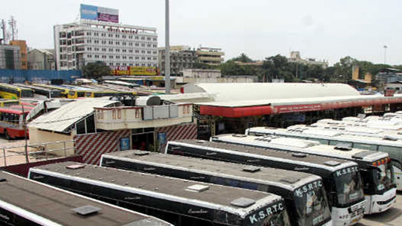 '15 20 ശതമാനം വരെ ചാർജ് വർധന വേണം, അല്ലെങ്കിൽ നിലനിൽക്കാനാവില്ലെന്ന് കെഎസ്ആർടിസി'; പ്രതികരിച്ച് കർണാടക മന്ത്രി '15 20 ശതമാനം വരെ ചാർജ് വർധന വേണം, അല്ലെങ്കിൽ നിലനിൽക്കാനാവില്ലെന്ന് കെഎസ്ആർടിസി'; പ്രതികരിച്ച് കർണാടക മന്ത്രി