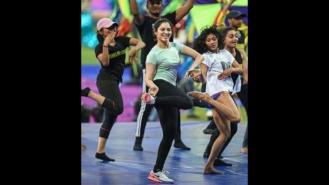 ’பாலியல் புகாரில் அதிகம் சிக்கிய இயக்குநர் என்னிடம் எப்படி நடந்துகொண்டார்?’...தமன்னா தன்னிலை விளக்கம்... ’பாலியல் புகாரில் அதிகம் சிக்கிய இயக்குநர் என்னிடம் எப்படி நடந்துகொண்டார்?’...தமன்னா தன்னிலை விளக்கம்...