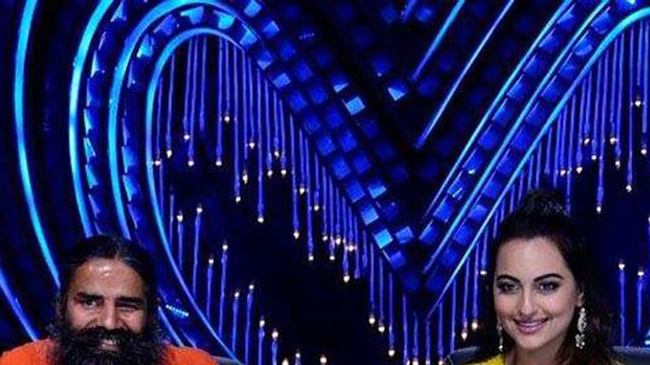 రియాలిటీ షో న్యాయనిర్ణేతలుగా బాబా రామ్ దేవ్, సోనాక్షి రియాలిటీ షో న్యాయనిర్ణేతలుగా బాబా రామ్ దేవ్, సోనాక్షి