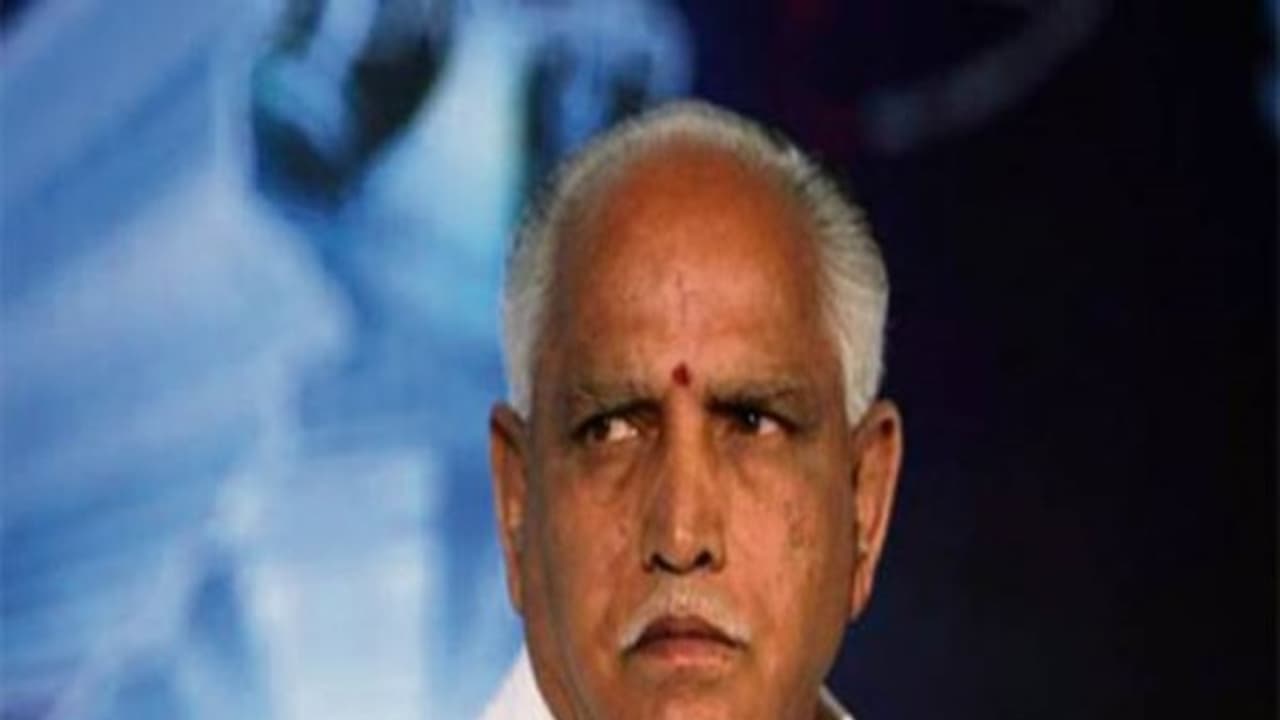 ಯಡಿಯೂರಪ್ಪನವರ 3 ಗಂಟೆ 'ಅಲ್ಲೋಲ ಕಲ್ಲೋಲ' ಭವಿಷ್ಯ ಏನಾಯ್ತು..? ಯಡಿಯೂರಪ್ಪನವರ 3 ಗಂಟೆ 'ಅಲ್ಲೋಲ ಕಲ್ಲೋಲ' ಭವಿಷ್ಯ ಏನಾಯ್ತು..?