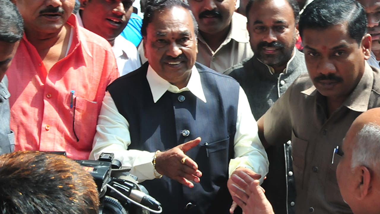 ಬಿಎಸ್‌'ವೈ ಸಂತೋಷ್‌ರ ಕ್ಷಮೆ ಕೇಳಲಿ: ಈಶ್ವರಪ್ಪ