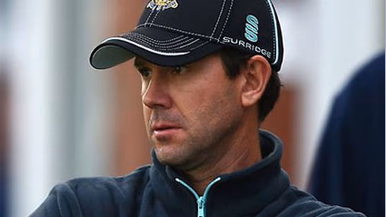 నూతన సంవత్సరంలో ఆసిస్ ఆ కొత్త ప్రయోగం చేయాలి: రికీ పాంటింగ్