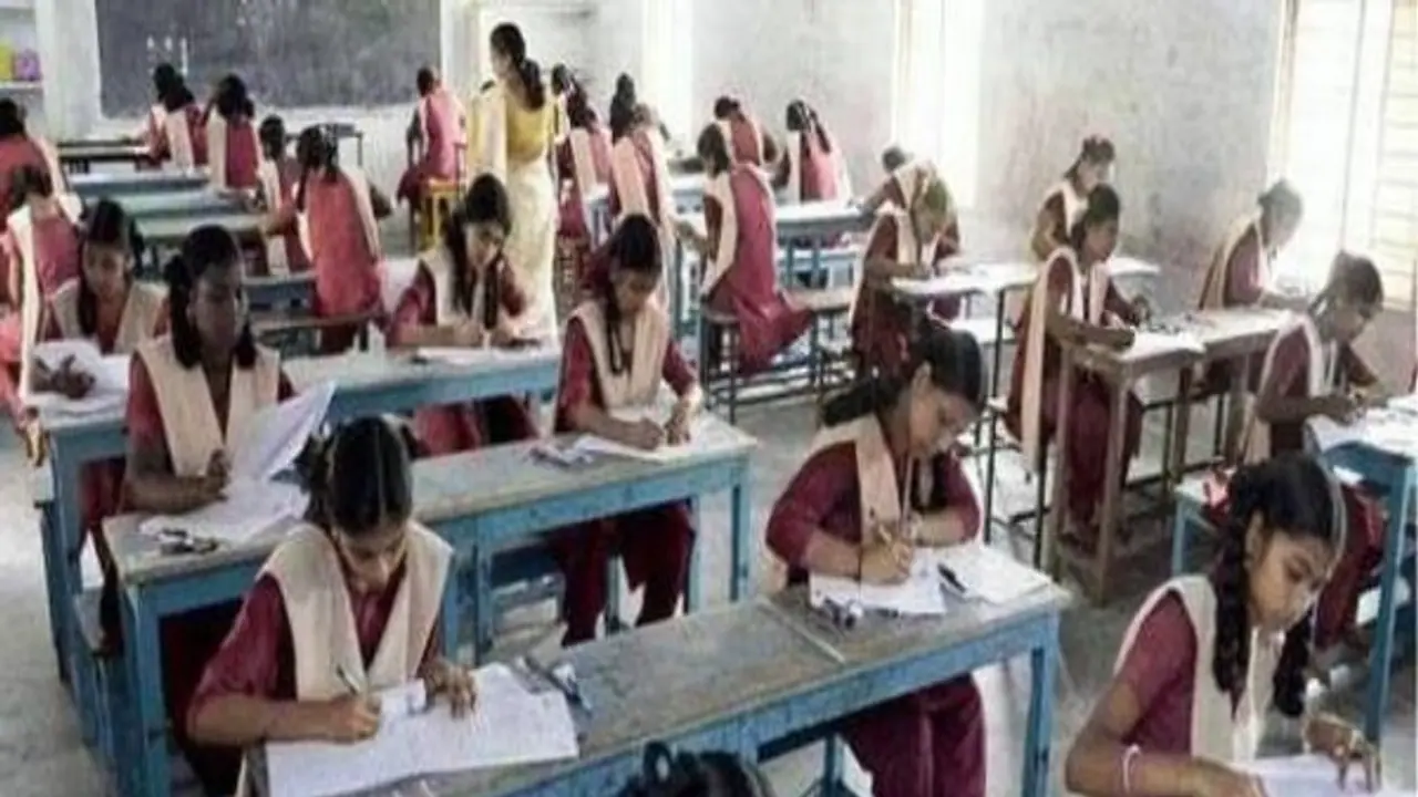 10, 12ನೇ ತರಗತಿ ಪರೀಕ್ಷೆಗೆ ದಿನಾಂಕ ಘೋಷಣೆ..! 10, 12ನೇ ತರಗತಿ ಪರೀಕ್ಷೆಗೆ ದಿನಾಂಕ ಘೋಷಣೆ..!