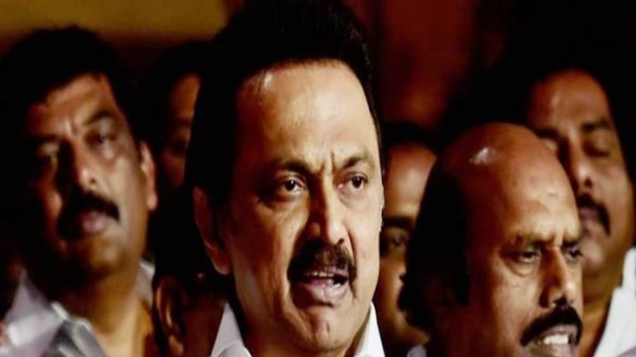 போக்குவரத்து ஊழியர்களுடன் முதல்வர் நேரடிப் பேச்சுவார்த்தையில் இறங்க வேண்டும்... மு.க.ஸ்டாலின் கோரிக்கை! போக்குவரத்து ஊழியர்களுடன் முதல்வர் நேரடிப் பேச்சுவார்த்தையில் இறங்க வேண்டும்... மு.க.ஸ்டாலின் கோரிக்கை!