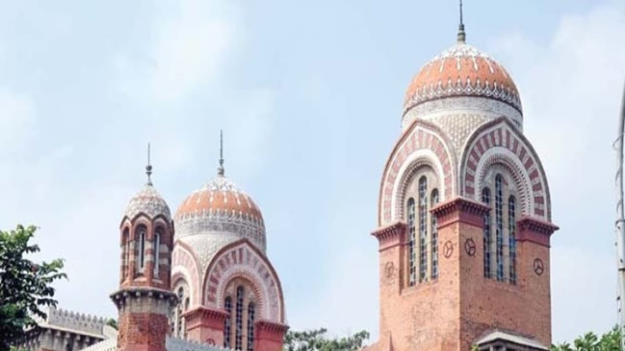 6 ஜனாதிபதிகளை தந்த சென்னை பல்கலைக்கழகம்..! ஜனாதிபதியே புகழாராம்..! 6 ஜனாதிபதிகளை தந்த சென்னை பல்கலைக்கழகம்..! ஜனாதிபதியே புகழாராம்..!