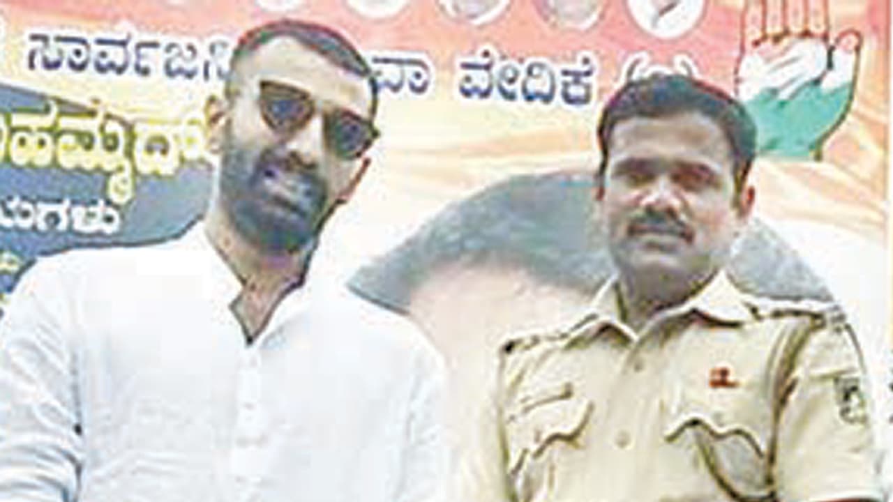 ಹ್ಯಾರೀಸ್ ಪುತ್ರನನ್ನು ರಕ್ಷಿಸಲು ಇನ್ಸ್’ಪೆಕ್ಟರ್ ಅಮಾನತು ಪ್ರಹಸನ ಹ್ಯಾರೀಸ್ ಪುತ್ರನನ್ನು ರಕ್ಷಿಸಲು ಇನ್ಸ್’ಪೆಕ್ಟರ್ ಅಮಾನತು ಪ್ರಹಸನ