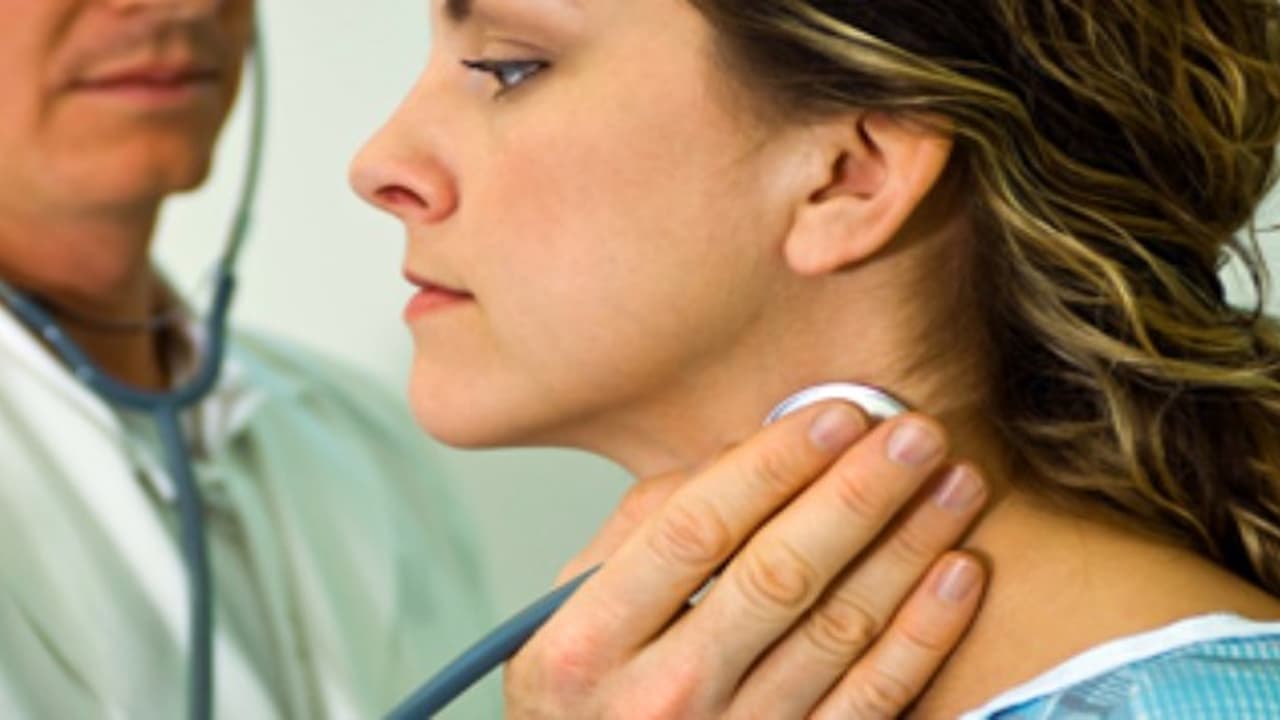 தைராய்டு பிரச்னையா ......? இதுமட்டும் போதுமே.......!! தைராய்டு பிரச்னையா ......? இதுமட்டும் போதுமே.......!!