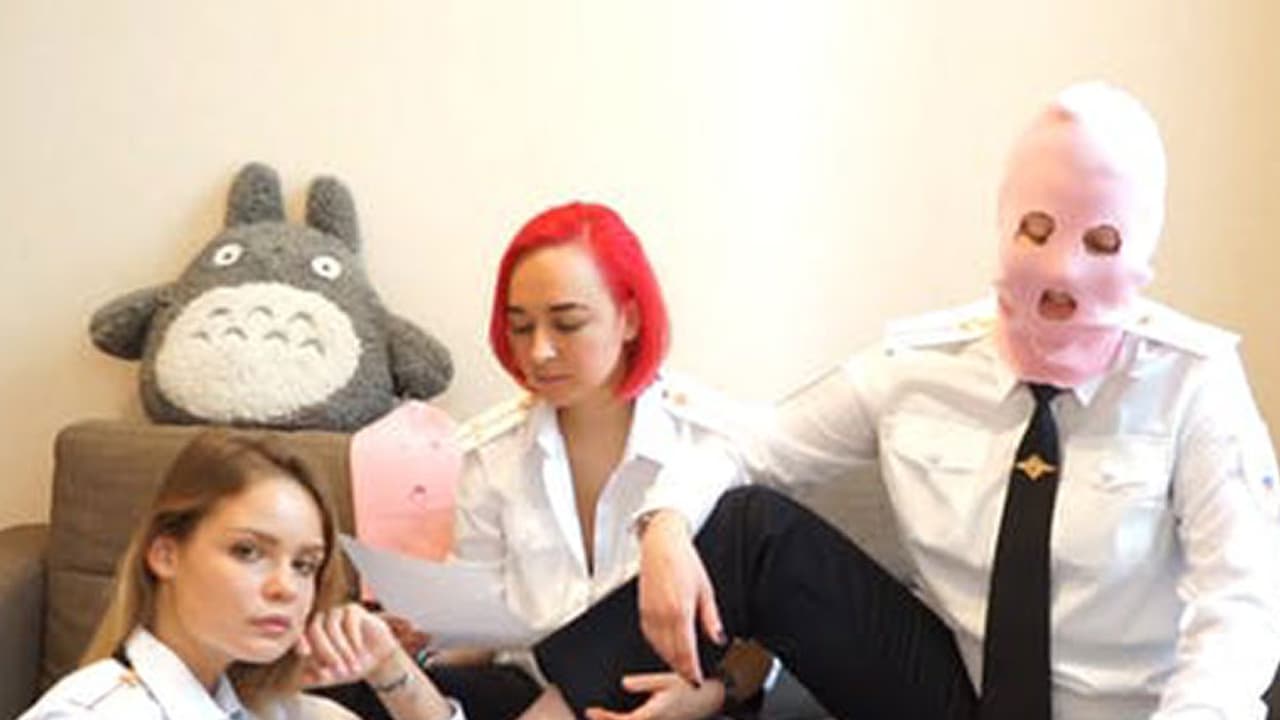 റഷ്യന് പ്രസിഡന്റ് ഭയക്കുന്ന ഈ യുവതികളാരാണ്? റഷ്യന് പ്രസിഡന്റ് ഭയക്കുന്ന ഈ യുവതികളാരാണ്?