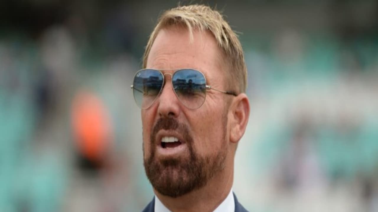 கோலியை விட ஸ்டீவ் ஸ்மித் தான் உலகின் மிகச் சிறந்த வீரர் ஷேன் வார்னே ஓபன் டாக்... கோலியை விட ஸ்டீவ் ஸ்மித் தான் உலகின் மிகச் சிறந்த வீரர் ஷேன் வார்னே ஓபன் டாக்...