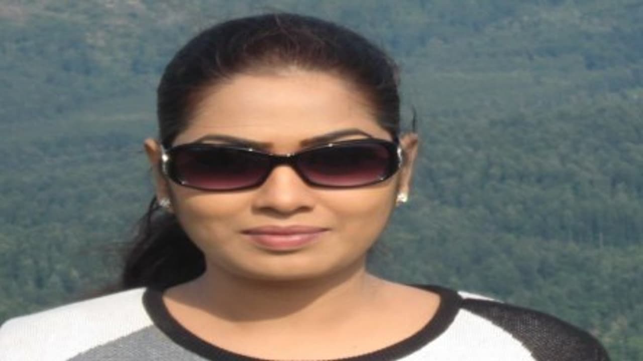 என் அப்பா போல் யாரும் இல்லை... திருமணமே வேண்டாம் என கூறும் பிரபல நடிகை... என் அப்பா போல் யாரும் இல்லை... திருமணமே வேண்டாம் என கூறும் பிரபல நடிகை...