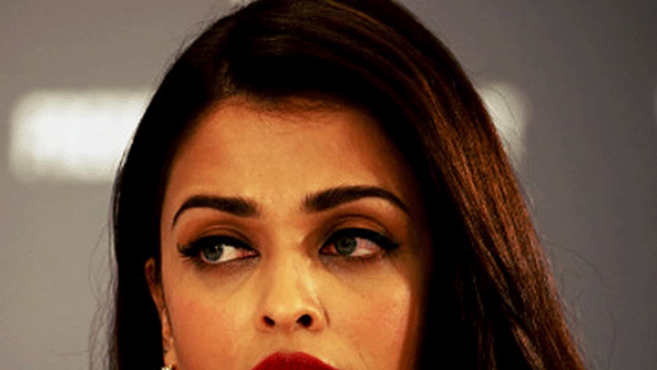Here is why Aishwarya Rai is upset with husband Abhishek Bachchan Here is why Aishwarya Rai is upset with husband Abhishek Bachchan
