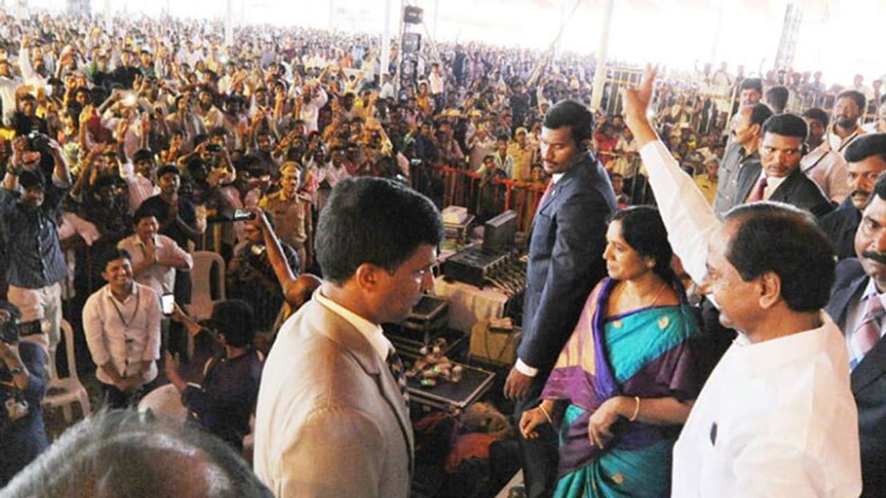 కేసిఆర్ కు సీమ ప్రజల జేజేలు కేసిఆర్ కు సీమ ప్రజల జేజేలు