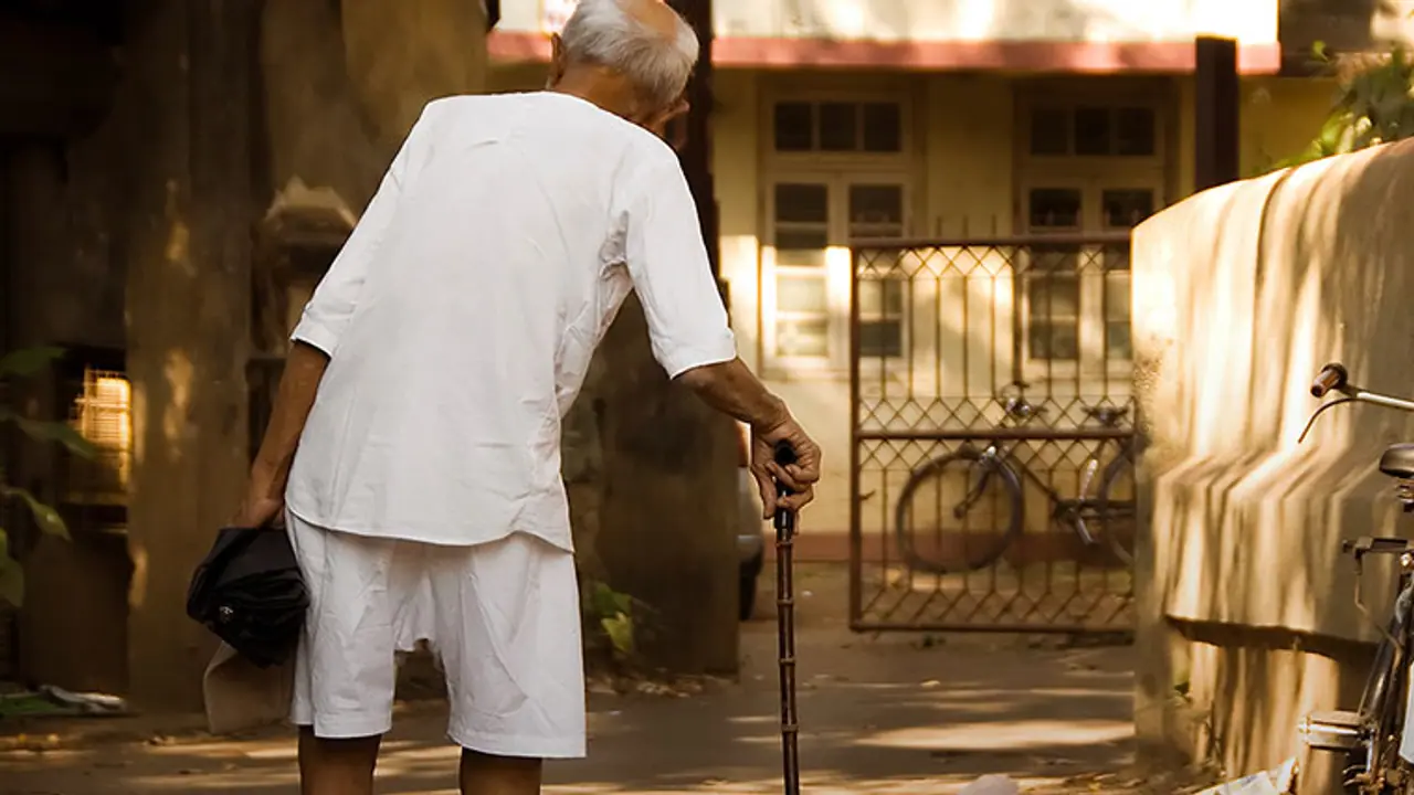 Why Bengaluru is so rude to greying population? Why Bengaluru is so rude to greying population?