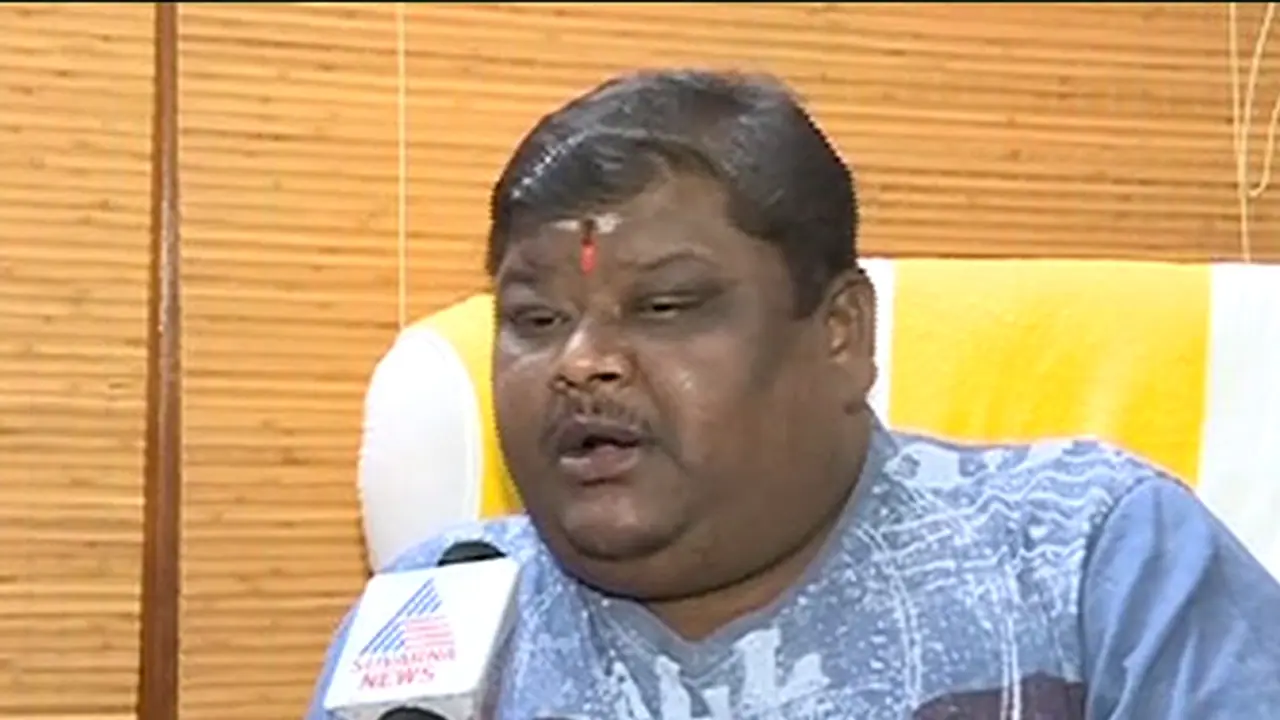 ದೊಡ್ಡ ನಟನ ಸಣ್ಣತನ ಬಯಲಿಗೆಳೀತೀನಿ ಎಂದು ಹೇಳಿ ಸೈಲೆಂಟ್ ಆದ ಬುಲೆಟ್ ಪ್ರಕಾಶ್ ದೊಡ್ಡ ನಟನ ಸಣ್ಣತನ ಬಯಲಿಗೆಳೀತೀನಿ ಎಂದು ಹೇಳಿ ಸೈಲೆಂಟ್ ಆದ ಬುಲೆಟ್ ಪ್ರಕಾಶ್