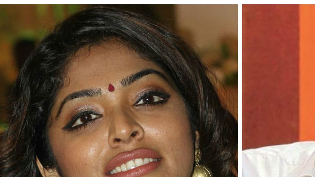 ഫെമിനിസ്റ്റാണോ? റിമ കല്ലിങ്കലിന്റെ ചോദ്യത്തിന് പിണറായി വിജയന്റെ മറുപടി ഫെമിനിസ്റ്റാണോ? റിമ കല്ലിങ്കലിന്റെ ചോദ്യത്തിന് പിണറായി വിജയന്റെ മറുപടി