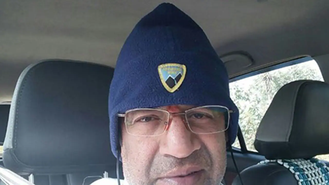 Actor Shankar Ashwath drives Uber for living, proves he is the real hero Actor Shankar Ashwath drives Uber for living, proves he is the real hero