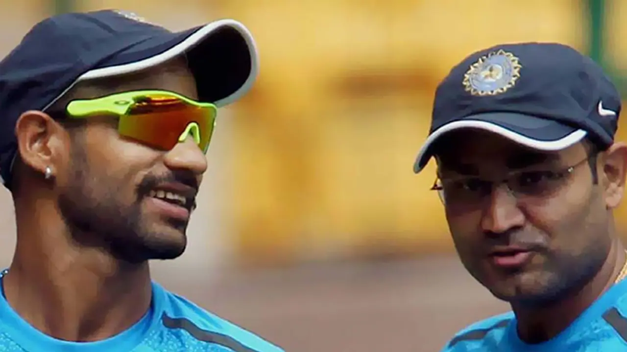 When Sehwag asked Dhawan to do ' Naagin Dance' while batting! When Sehwag asked Dhawan to do ' Naagin Dance' while batting!