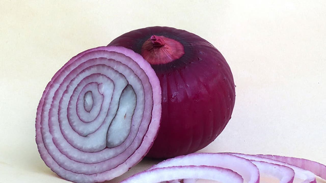 Relief to onion growers as govt announces support price