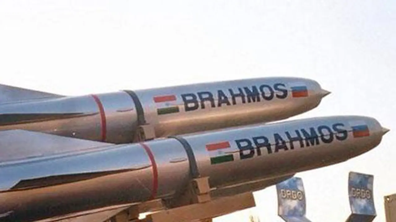 Brahmos Missiles: ಮೊದಲ ಬಾರಿ ವಿದೇಶಕ್ಕೆ ಭಾರತದ ಕ್ಷಿಪಣಿ ರಫ್ತು..!