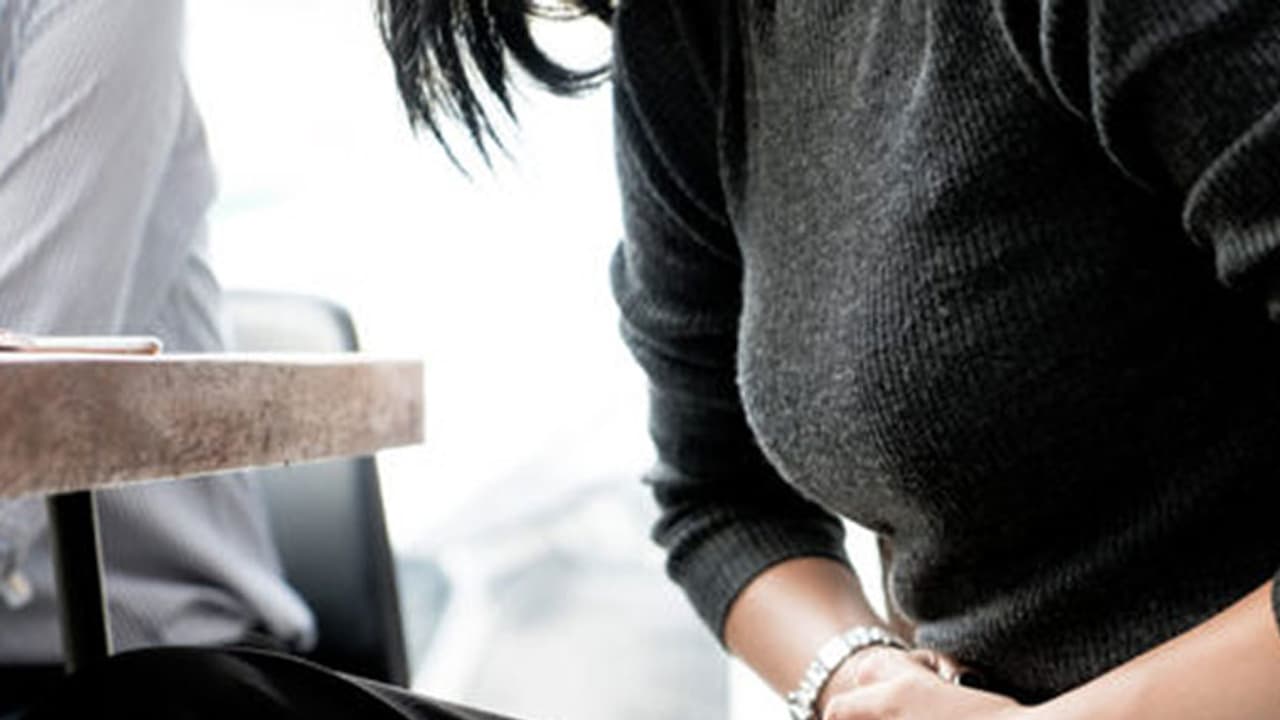 পেটের ব্যাথাকে অবহেলা নয়, জেনে নিন কীভাবে বুঝবেন অ্যাপেন্ডিসাইটিসের ব্যথা পেটের ব্যাথাকে অবহেলা নয়, জেনে নিন কীভাবে বুঝবেন অ্যাপেন্ডিসাইটিসের ব্যথা