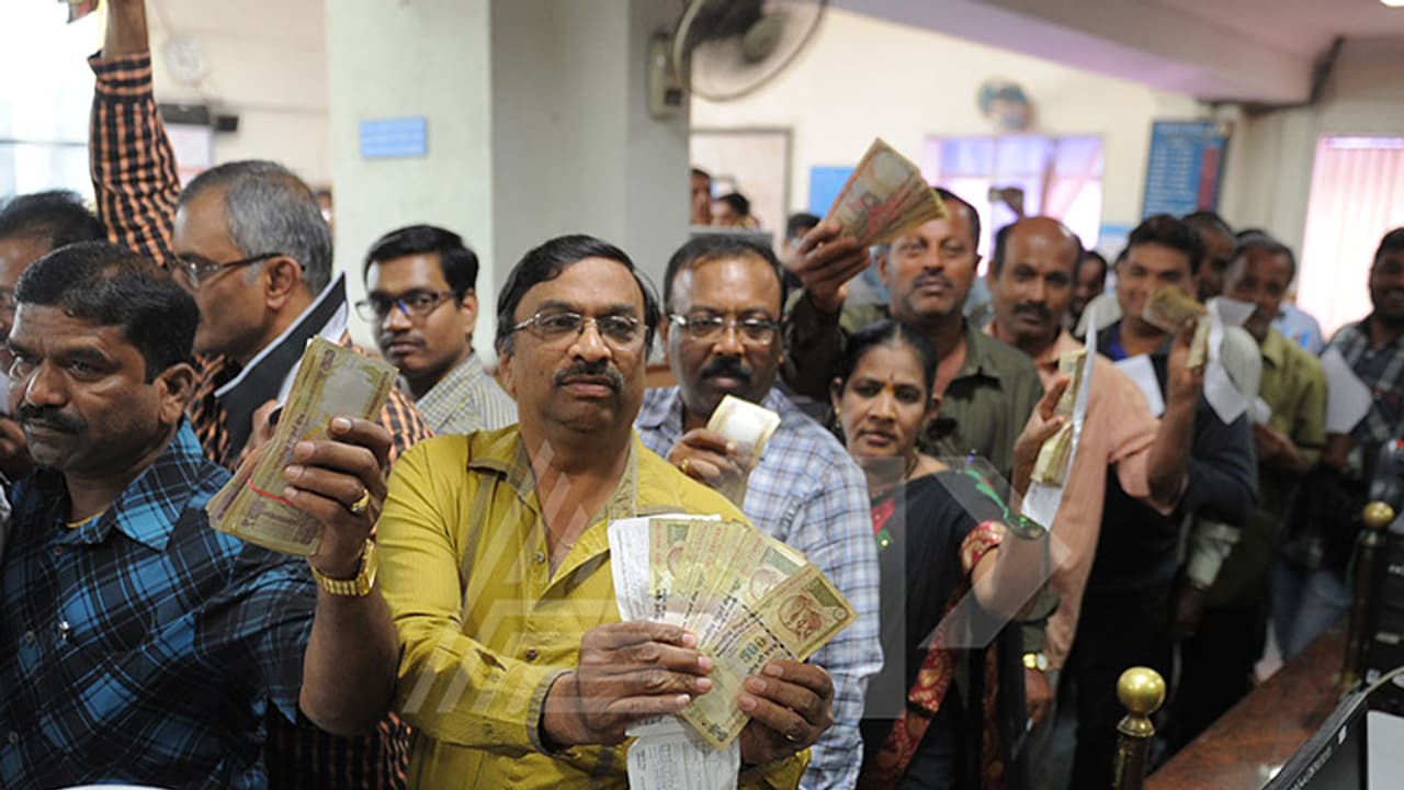 പിന്നെന്തിനായിരുന്നു ഈ നാടകം? പിന്നെന്തിനായിരുന്നു ഈ നാടകം?