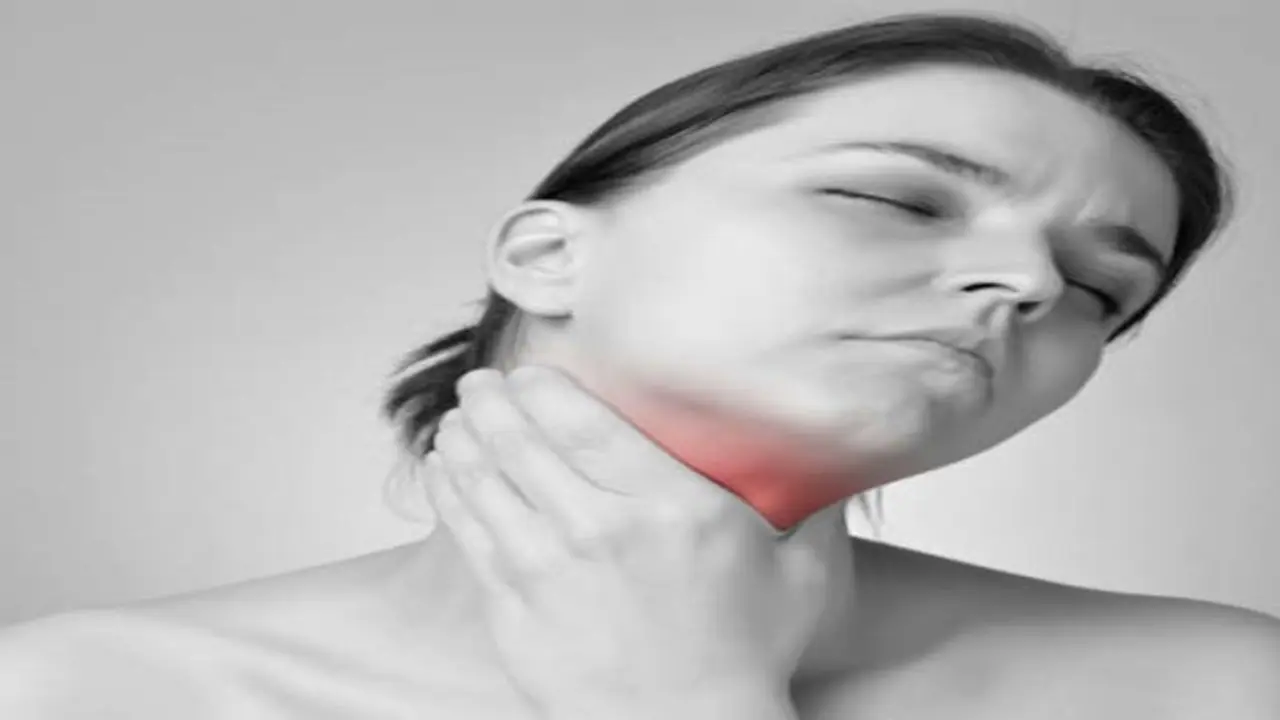 தூங்கும் போது தொண்டை வறண்டு போகிறதா? இந்த நோயின் அறிகுறியாக இருக்கலாம்..!! தூங்கும் போது தொண்டை வறண்டு போகிறதா? இந்த நோயின் அறிகுறியாக இருக்கலாம்..!!