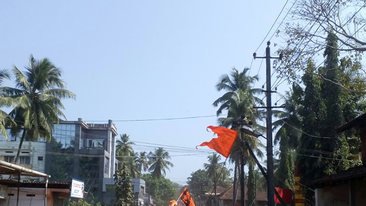 ಕುಮಟಾ ಪಟ್ಟಣದಲ್ಲಿ ನಿಷೇಧಾಜ್ಞೆ ಜಾರಿ ಕುಮಟಾ ಪಟ್ಟಣದಲ್ಲಿ ನಿಷೇಧಾಜ್ಞೆ ಜಾರಿ