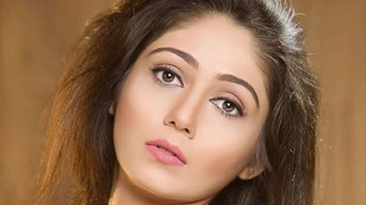 Saath Nibhaana Saathiya actress molested by a drunk man Saath Nibhaana Saathiya actress molested by a drunk man