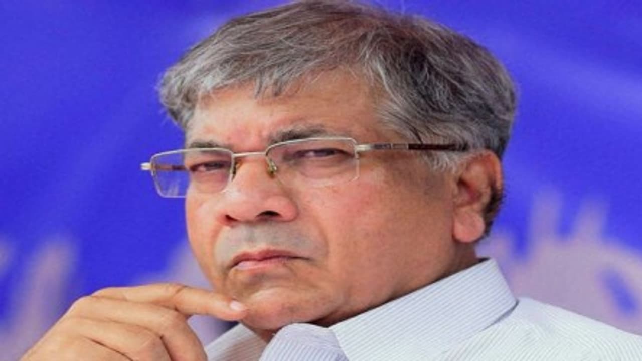 எதிர்க்கட்சிகளின் வேட்பாளராக ‘அம்பேத்கரின் பேரன்’? இன்றைய ஆலோசனைக் கூட்டத்தில் முடிவு!!! எதிர்க்கட்சிகளின் வேட்பாளராக ‘அம்பேத்கரின் பேரன்’? இன்றைய ஆலோசனைக் கூட்டத்தில் முடிவு!!!