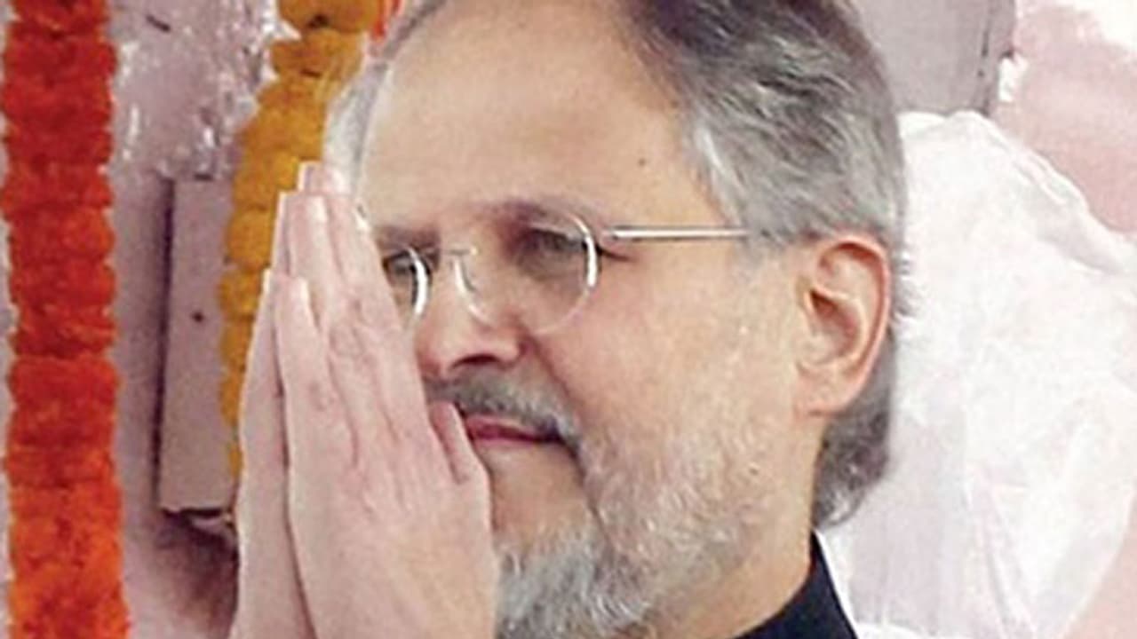 Refusal to say 'Bharat Mata Ki Jai' not deemed anti national: Najeeb Jung Refusal to say 'Bharat Mata Ki Jai' not deemed anti national: Najeeb Jung