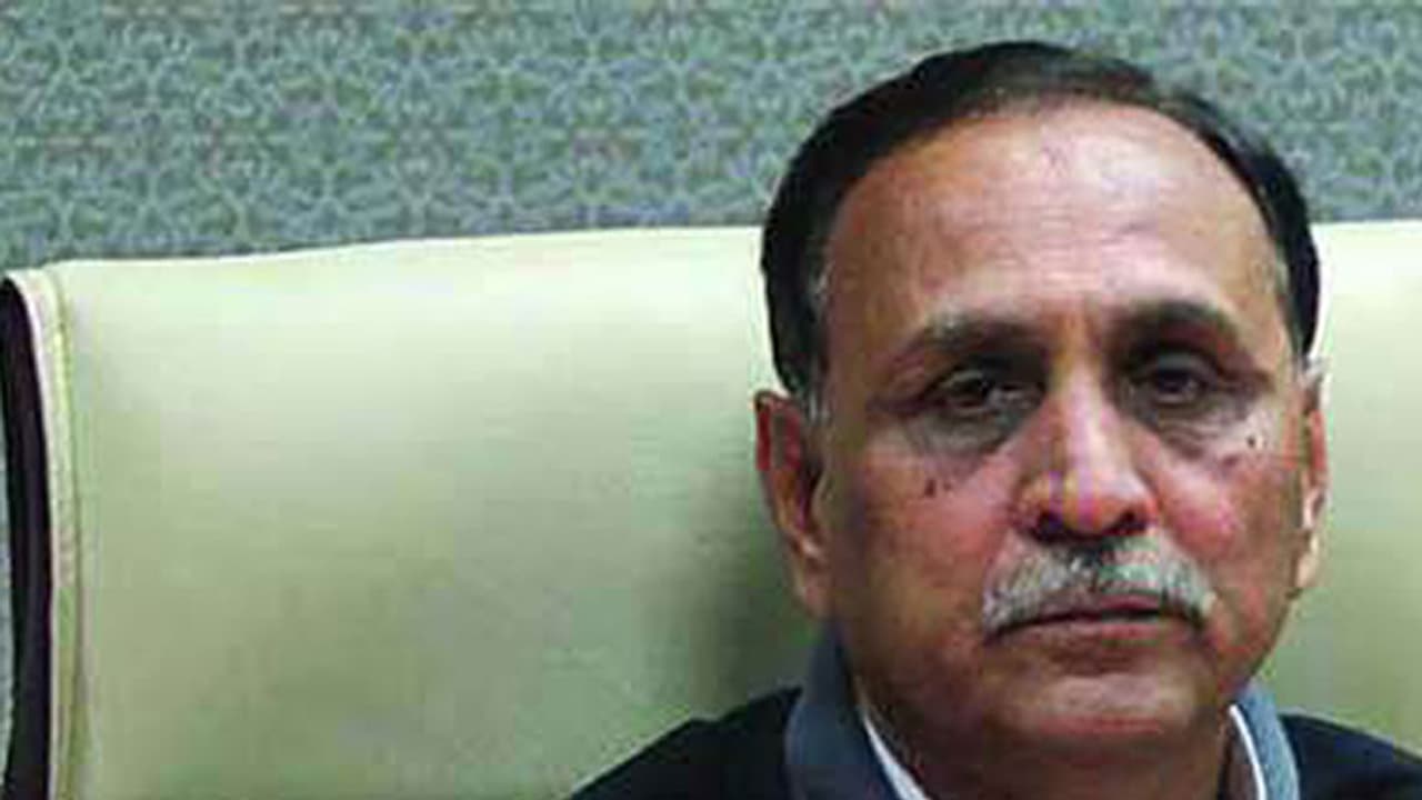 ಮತ್ತೊಮ್ಮೆ ವಿಜಯ್ ರೂಪಾನಿಗೆ ಗುಜರಾತ್ ಮುಖ್ಯಮಂತ್ರಿ ಪಟ್ಟ..? ಮತ್ತೊಮ್ಮೆ ವಿಜಯ್ ರೂಪಾನಿಗೆ ಗುಜರಾತ್ ಮುಖ್ಯಮಂತ್ರಿ ಪಟ್ಟ..?