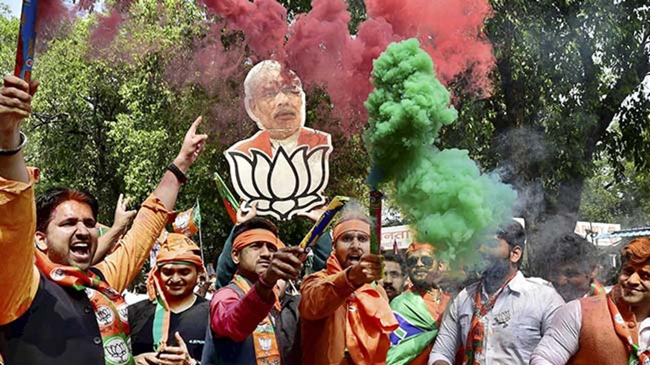 ಚುನಾವಣೆಗೂ ಮುನ್ನವೇ ಉಡುಪಿ ಬಿಜೆಪಿ ‘ಸಂಭ್ರಮ’ ಚುನಾವಣೆಗೂ ಮುನ್ನವೇ ಉಡುಪಿ ಬಿಜೆಪಿ ‘ಸಂಭ್ರಮ’