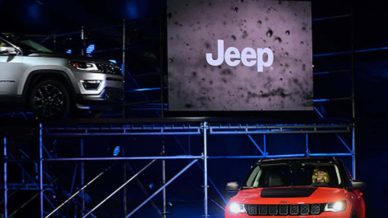 എല്ലാ മോഡലുകളും ഇലക്ട്രിക് ആക്കാനൊരുങ്ങി ജീപ്പ്