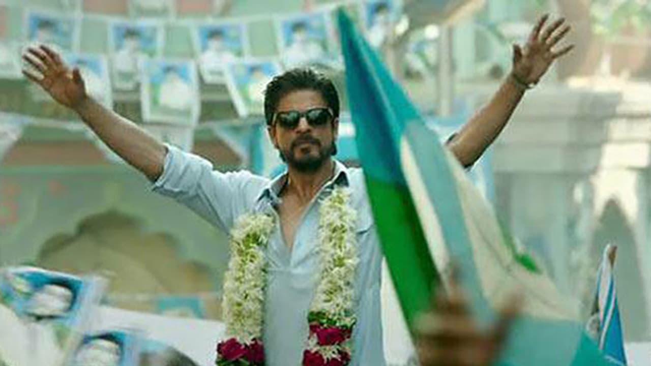 Deerskin sandals for SRK lands Pak shoemaker in jail Deerskin sandals for SRK lands Pak shoemaker in jail